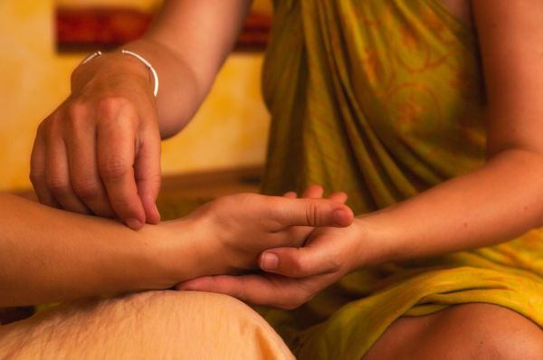 Jahrestraining-Anukan-Massage-Dresden1